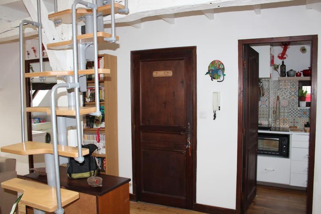 Charmant Appartement Vieux Tours Buitenkant foto